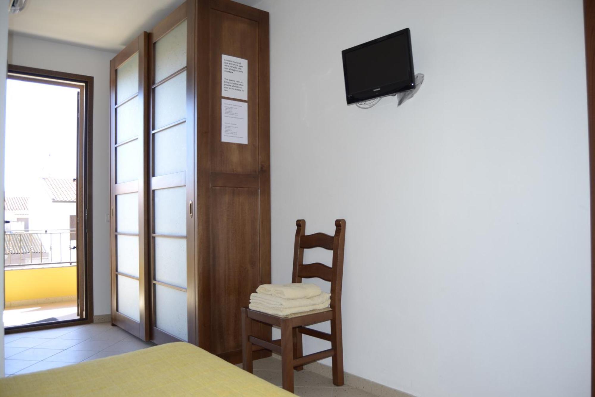 Affittacamere Al Mare Oristano Phòng bức ảnh